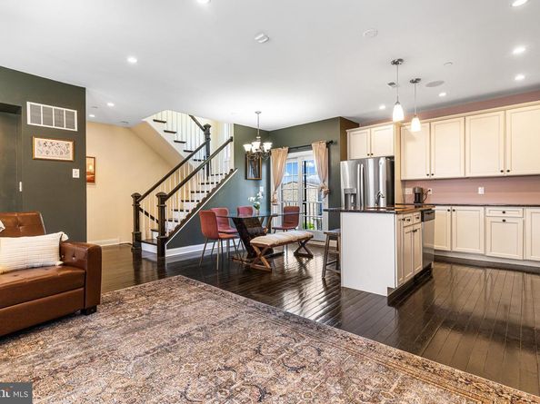 308 Dupont Street, Philadelphia PA 19128