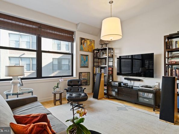 1100 S Broad Street 415C, Philadelphia PA 19146