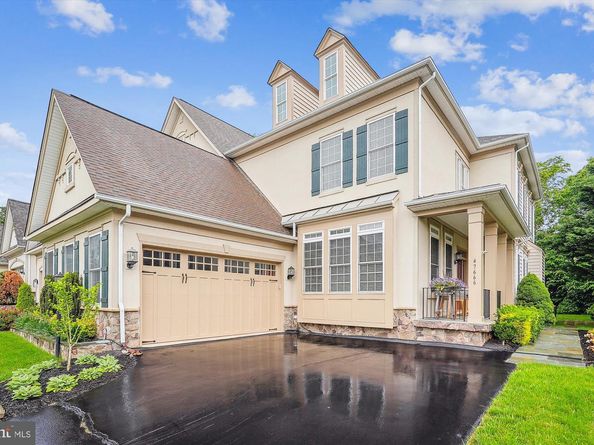 47666 Paulsen Square, Potomac Falls VA 20165