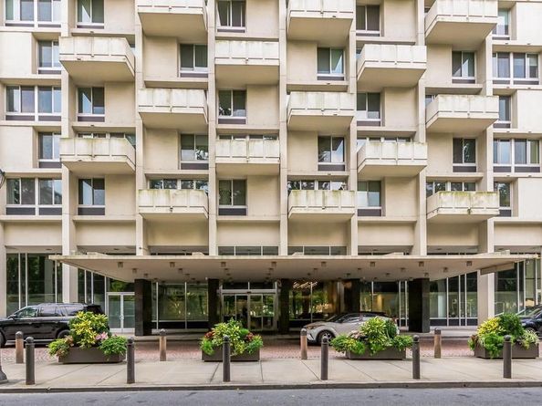 604 S Washington Square 3114, Philadelphia PA 19106