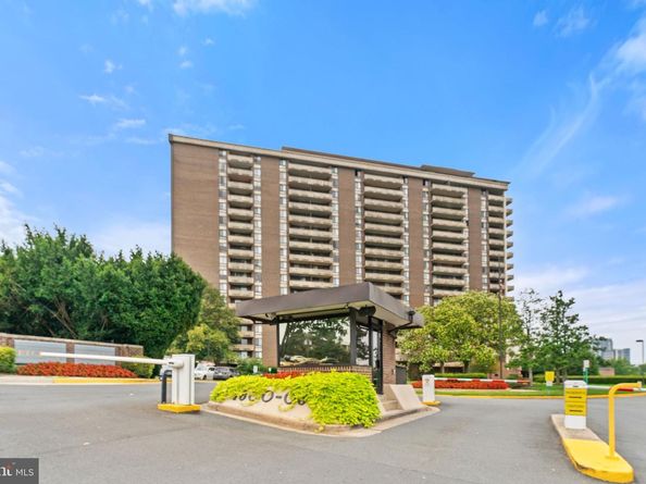 1800 Old Meadow Road 1218, Mclean VA 22102