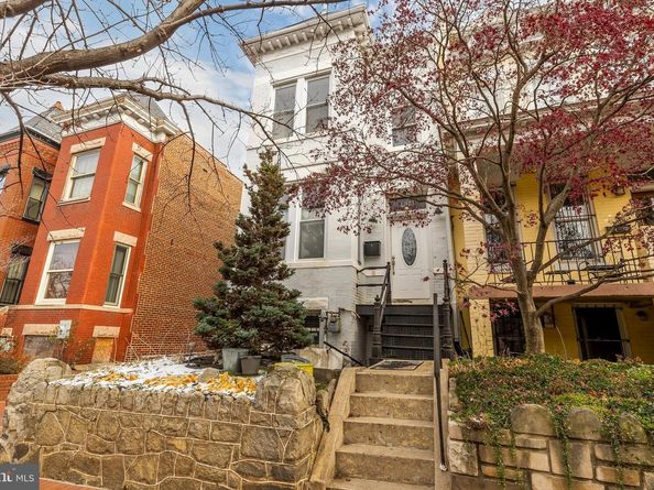 421 10TH Street NE, Washington DC 20002