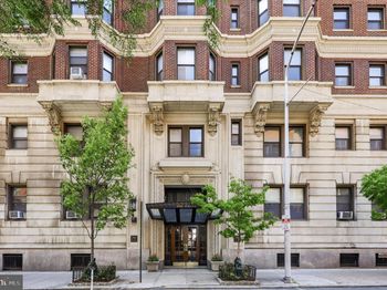 250 S 13TH Street