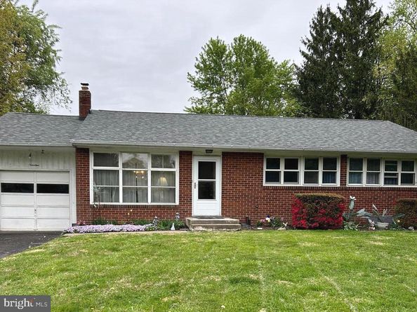 19 Eljan Drive, Doylestown PA 18901