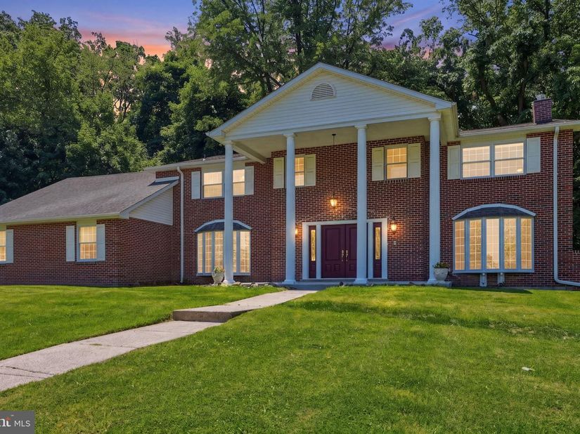 1840 Nicholas Drive, Huntingdon Valley PA 19006