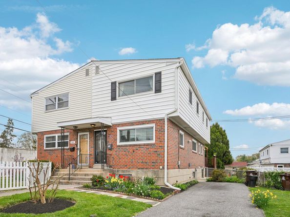 163 Shadeland Avenue, Lansdowne PA 19050