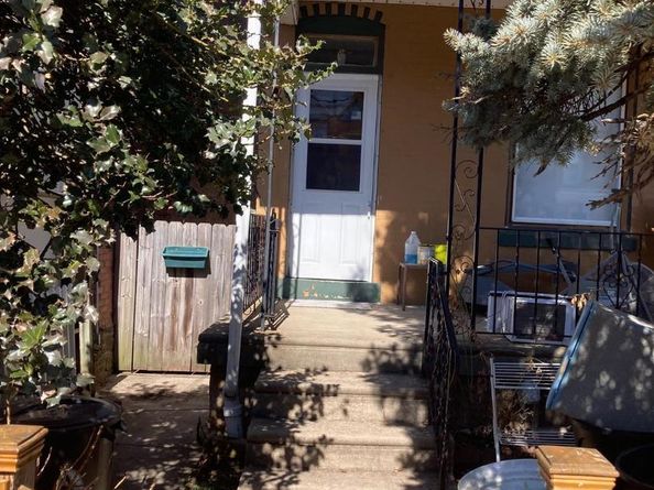 328 Roxborough Avenue, Philadelphia PA 19128