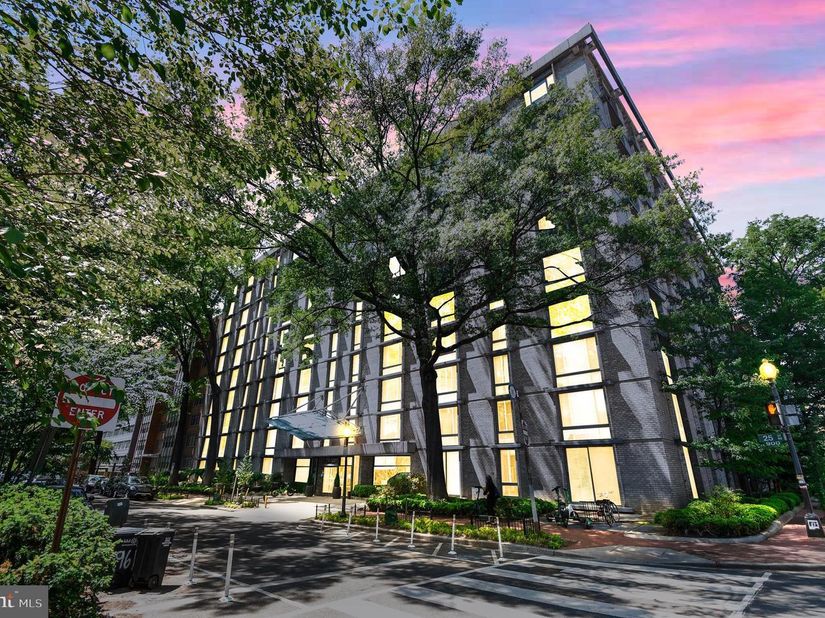 950 25TH Street NW 605N, Washington DC 20037