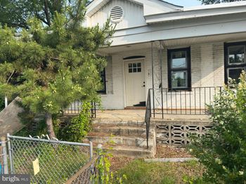 2620 Brentwood Road NE
