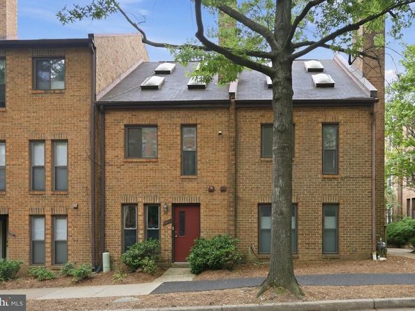 4411 7TH Street N, Arlington VA 22203