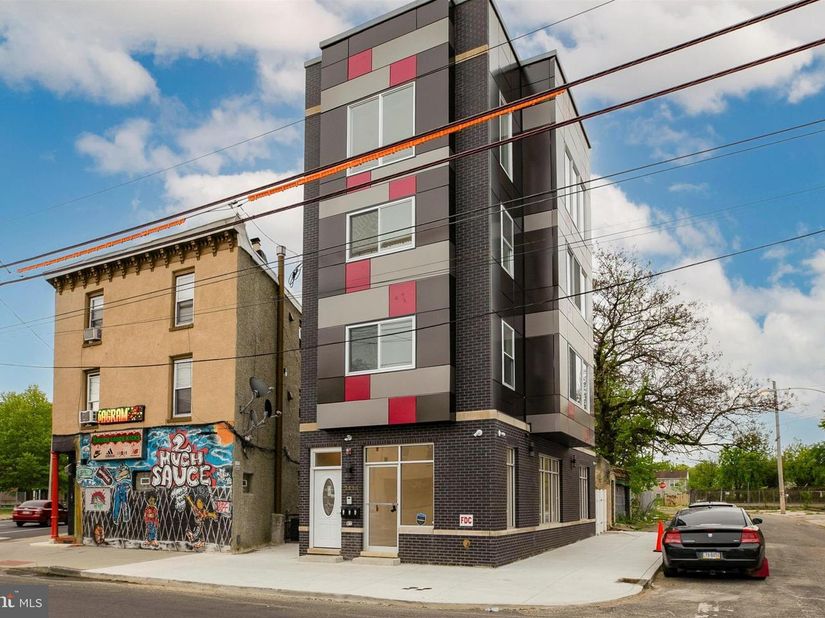 2118 W Oxford Street, Philadelphia PA 19121