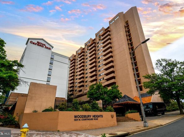 1301 N Courthouse Road 1005, Arlington VA 22201