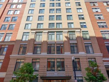 1205 N Garfield Street