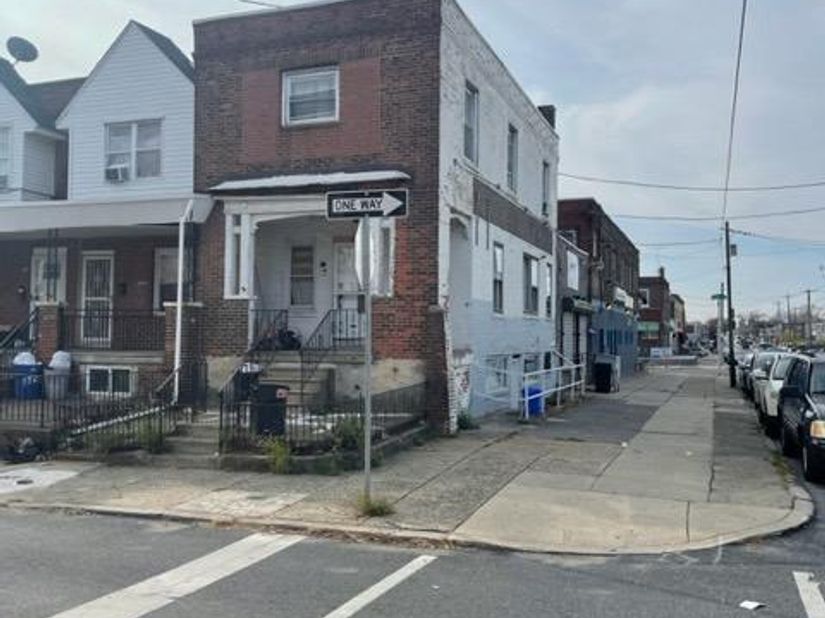 2500 S Hobson Street, Philadelphia PA 19142
