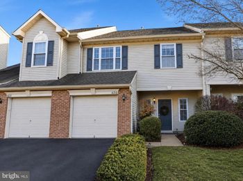 426 Fairview Way