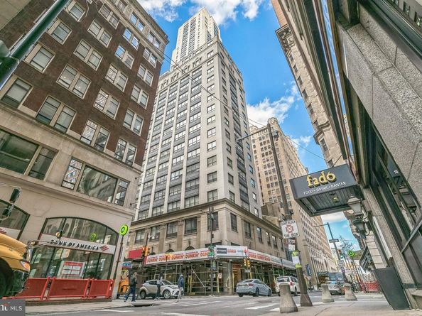 1425 Locust Street 3B, Philadelphia PA 19102