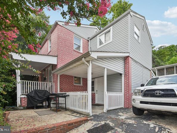 3705 S Four Mile Run Drive S, Arlington VA 22206