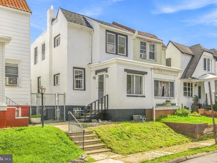 174 Fairview, Yeadon PA 19050