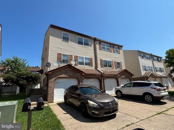 13020 Blakeslee Drive, Philadelphia PA 19116