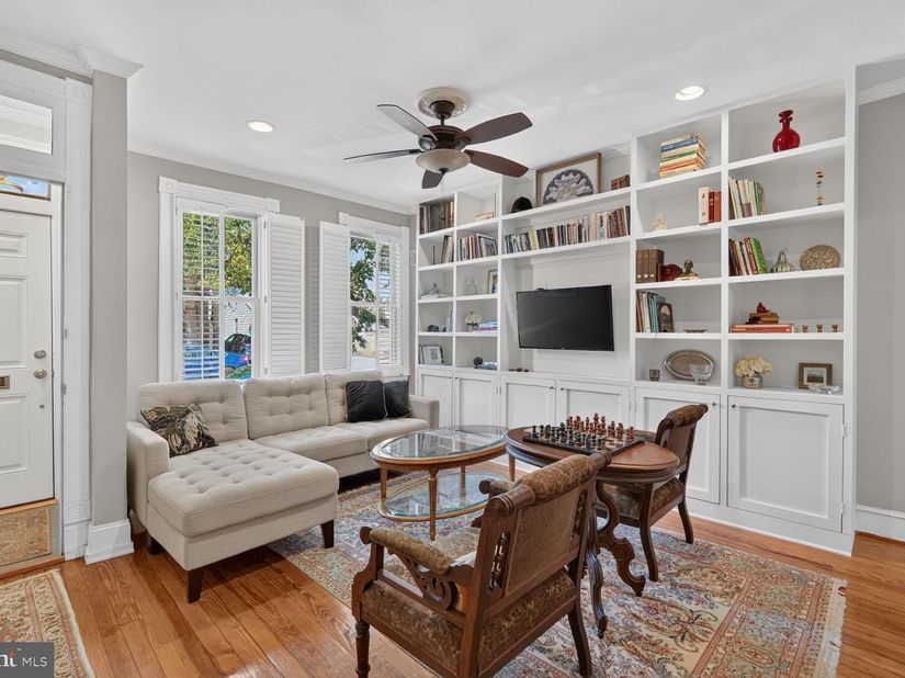 111 N Payne Street, Alexandria VA 22314