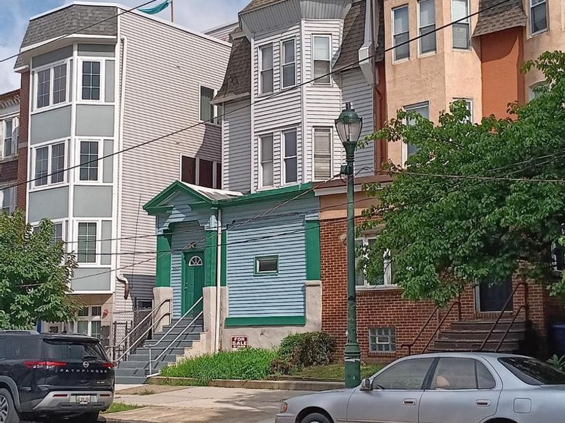 4827 Baltimore Avenue, Philadelphia PA 19143