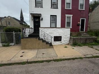 Undisclosed Address #PAPH2652372
