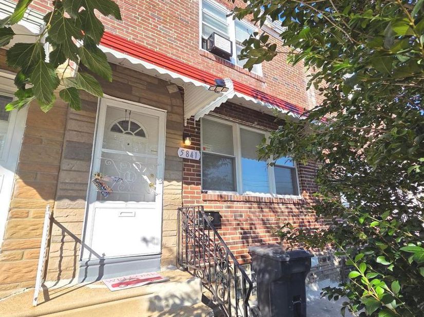 5841 Oxford Avenue, Philadelphia PA 19149