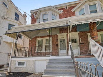 104 W Seventh Street