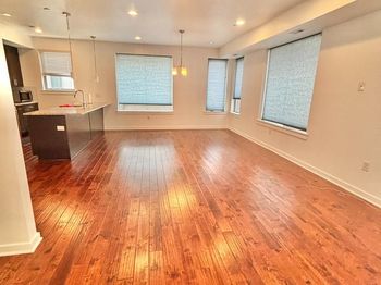 2122 Kensington Walk