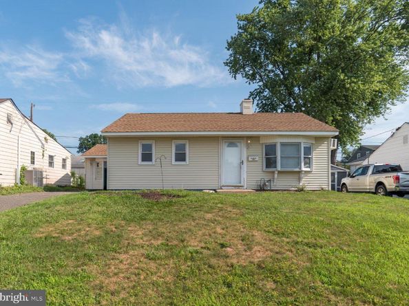 317 Andover Road, Fairless Hills PA 19030
