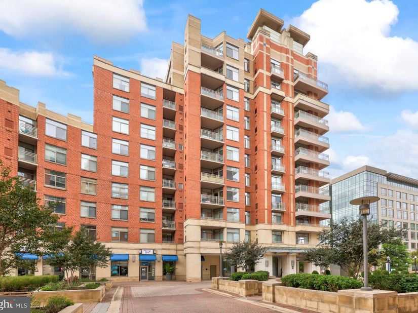3600 S Glebe Road S 501W, Arlington VA 22202