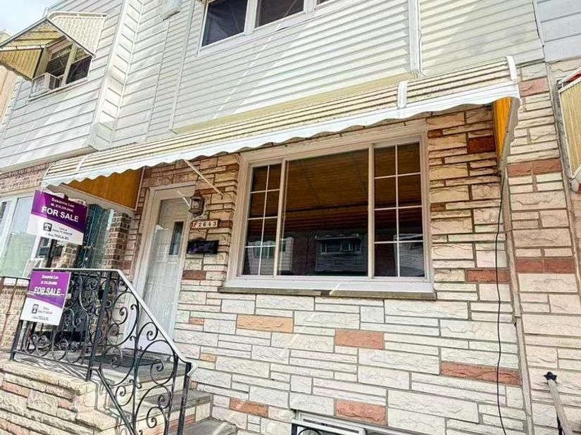 2643 S 10TH Street, Philadelphia PA 19148