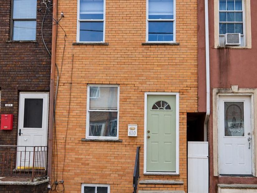 610 Sears Street, Philadelphia PA 19147