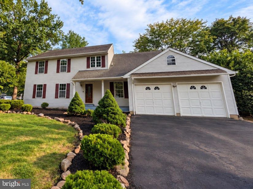 1535 Willow Pond Drive, Yardley PA 19067