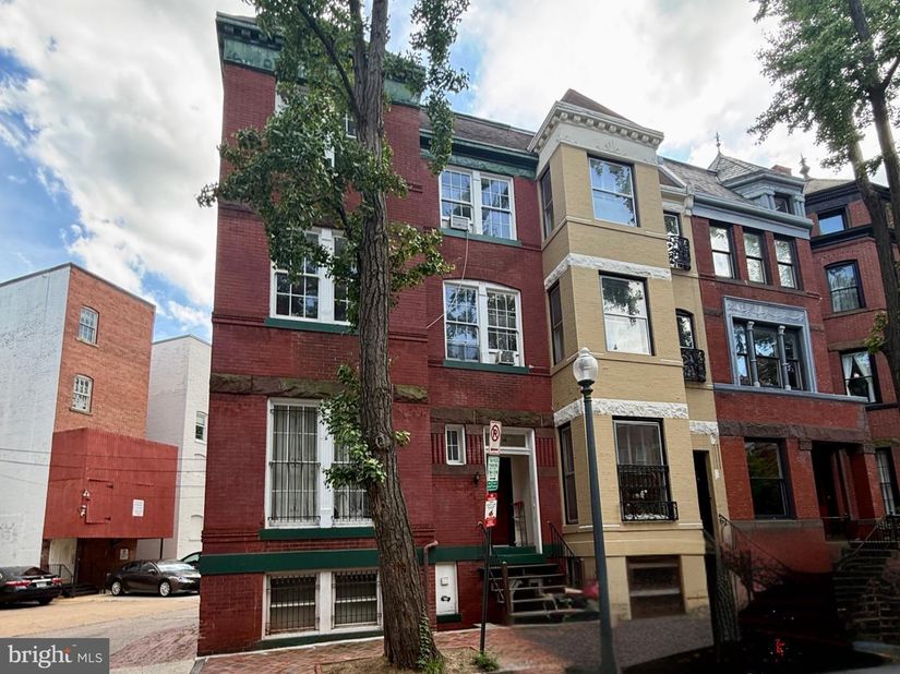 1738 Riggs Place NW, Washington DC 20009