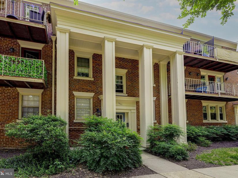 1403 E Abingdon Drive 2, Alexandria VA 22314
