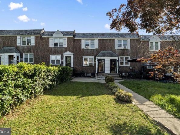 1816 Meribrook Road, Philadelphia PA 19151