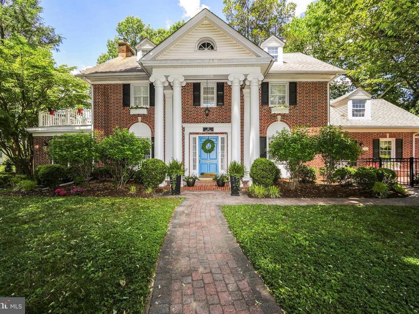 15 Crest Lane, Swarthmore PA 19081