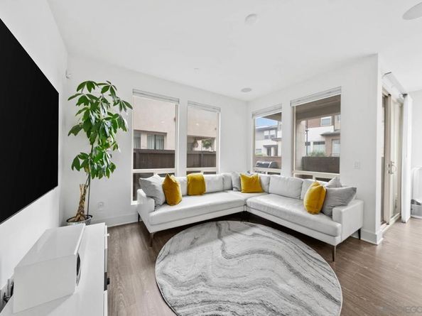 2335 Aperture Circle, San Diego CA 92108