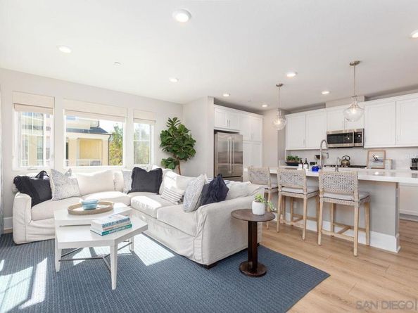 827 Jersey Court, San Diego CA 92109