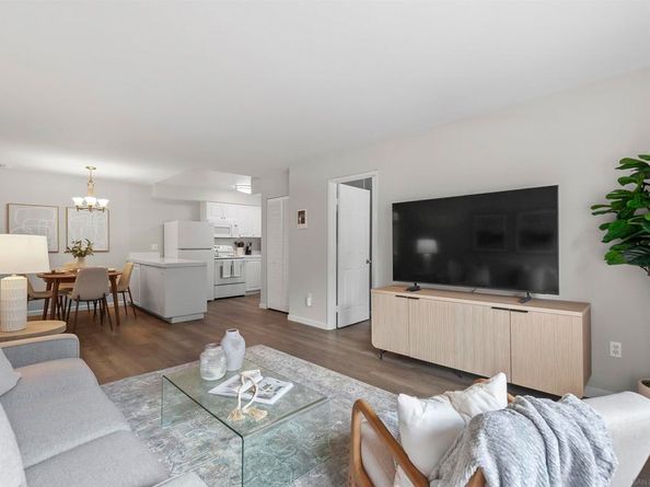 6955 Alvarado Rd 77, San Diego CA 92120