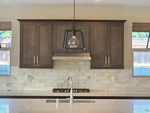 1845 Newton Ct, Escondido CA 92026