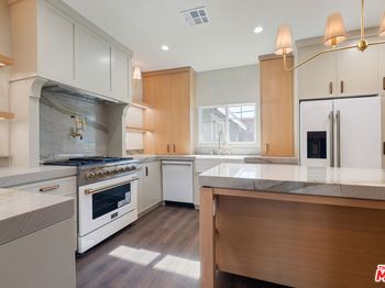 2180 W 31st Street