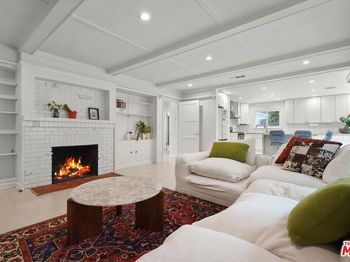 9747 Haines Canyon Avenue