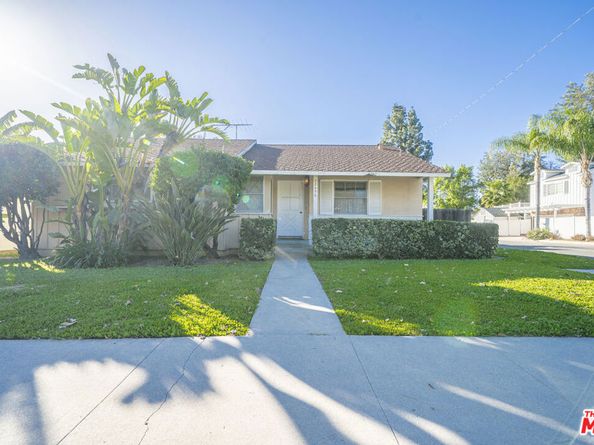 22656 Clarendon Street, Woodland Hills CA 91367