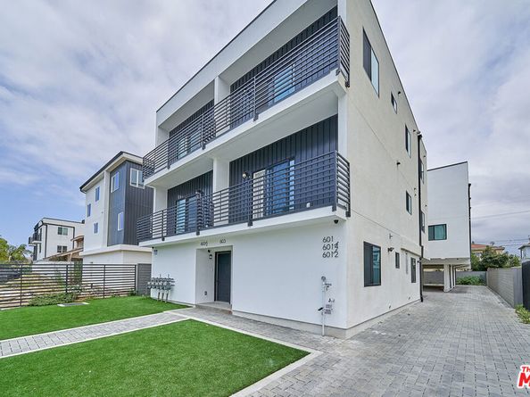 603 W 41st Place, Los Angeles CA 90037