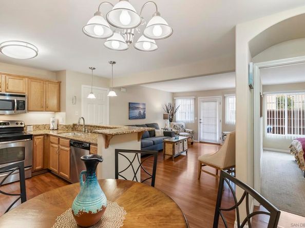 5252 Balboa Arms 181, San Diego CA 92117