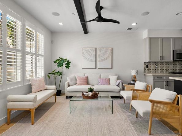 1758 Fairlead Ave, Carlsbad CA 92011