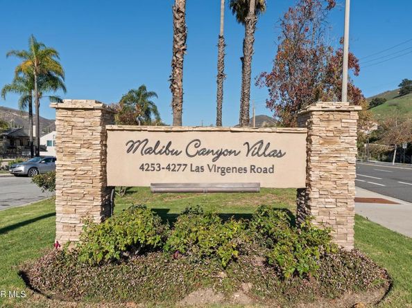 4265 Las Virgenes Road 4, Calabasas CA 91302