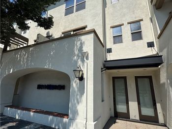 503 S Brea Boulevard